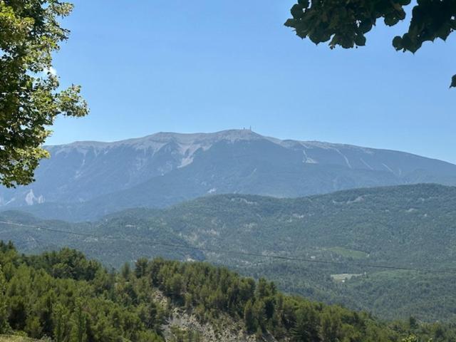 Gites Les Rochers De Plaisians 外观 照片